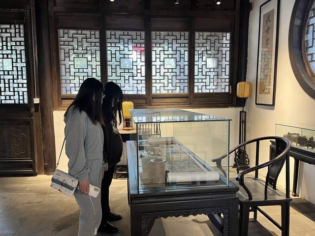 游览青州古城欢度妇女节日