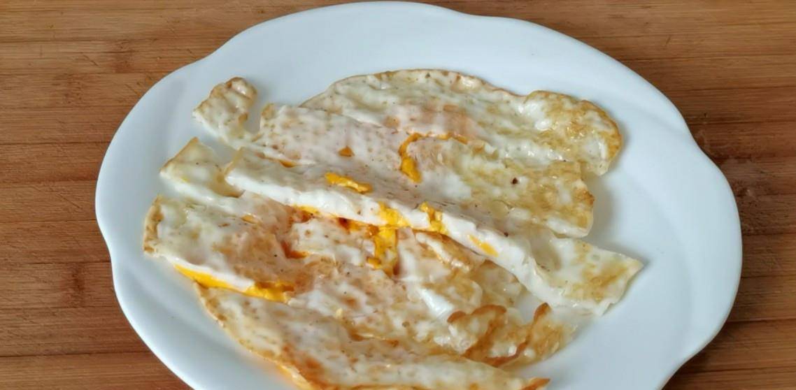 加入适量|家常早餐卷饼,不揉面不擀面,营养美味吃法多,做法还简单