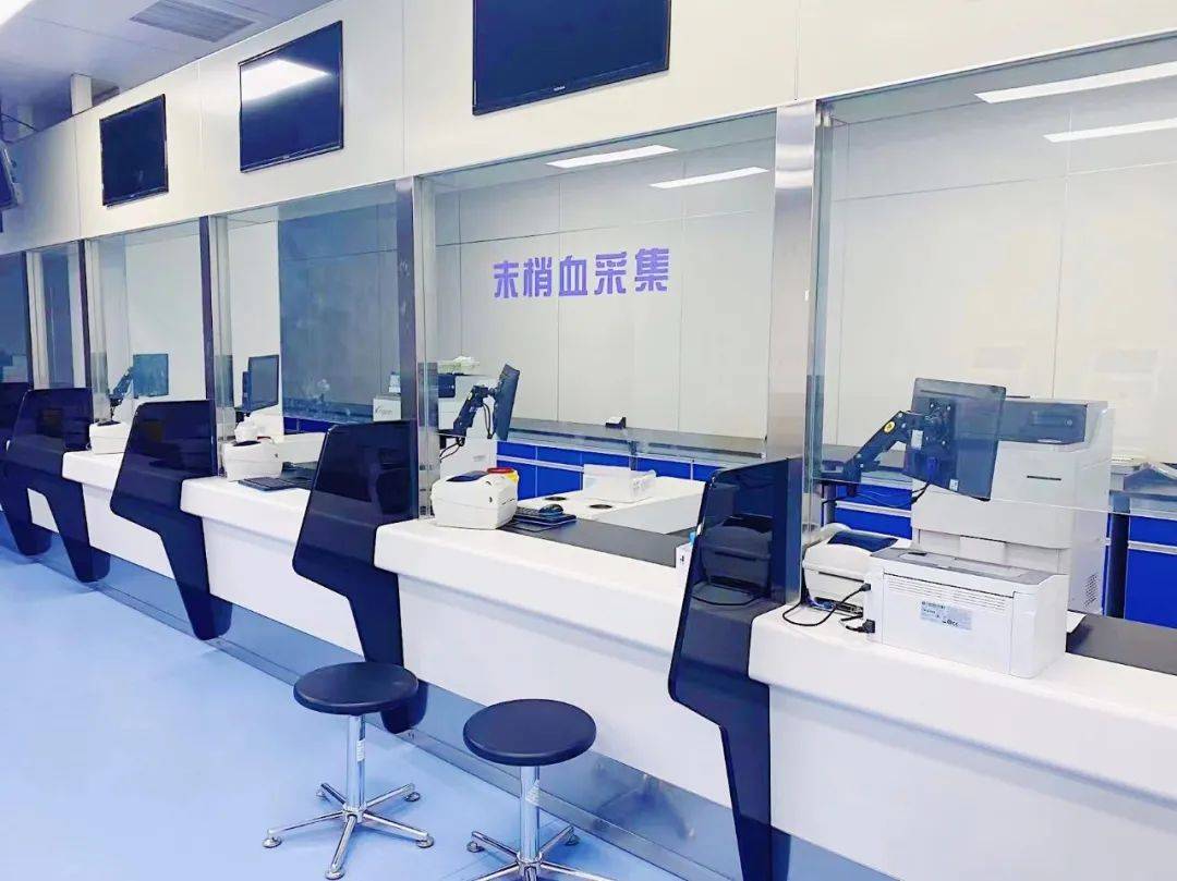 父亲|脑科团队勇闯“生命禁区” “拆除”脑干肿瘤