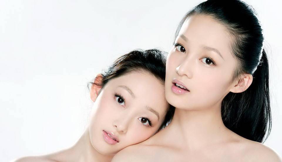 什么30岁的李沁看不出有任何少妇的感觉，有的只是青春少女的形象