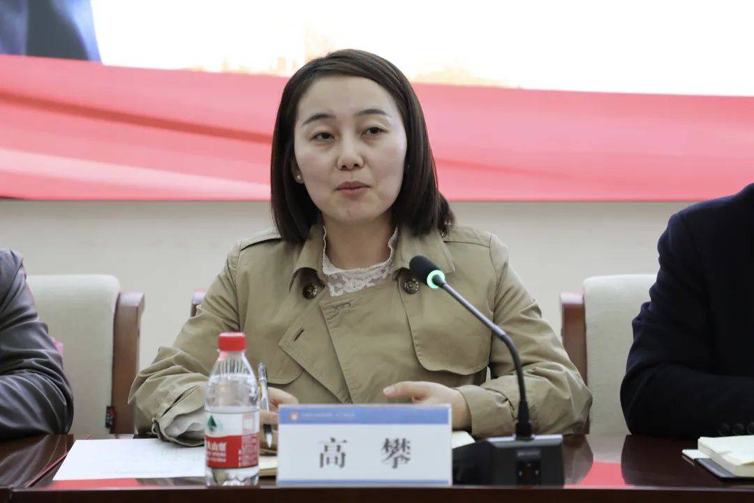 党总支副书记,纪检组长邓婷婷同志向参会代表汇报了运城市妇幼保健院
