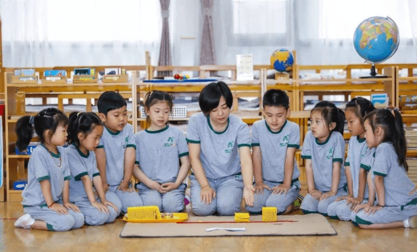 能力|幼儿园学生“喜从天降”，幼师入职门槛提高，专科生将被拒之门外