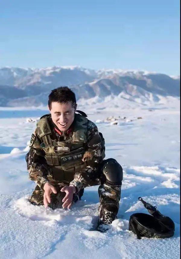 感动全中国的军旅之家:从一人守边,到一家人戍边_董锋锋_工作_董艳艳