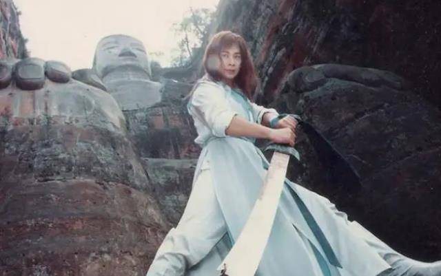 聂云|《王牌7》再续怀旧环节，贾玲的孔慈全靠衣服认，两版聂云差距大