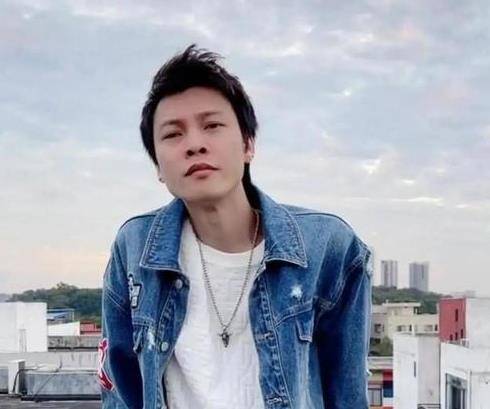 网红广东雨神隐瞒婚史出轨公司女员工被爆现官宣退网