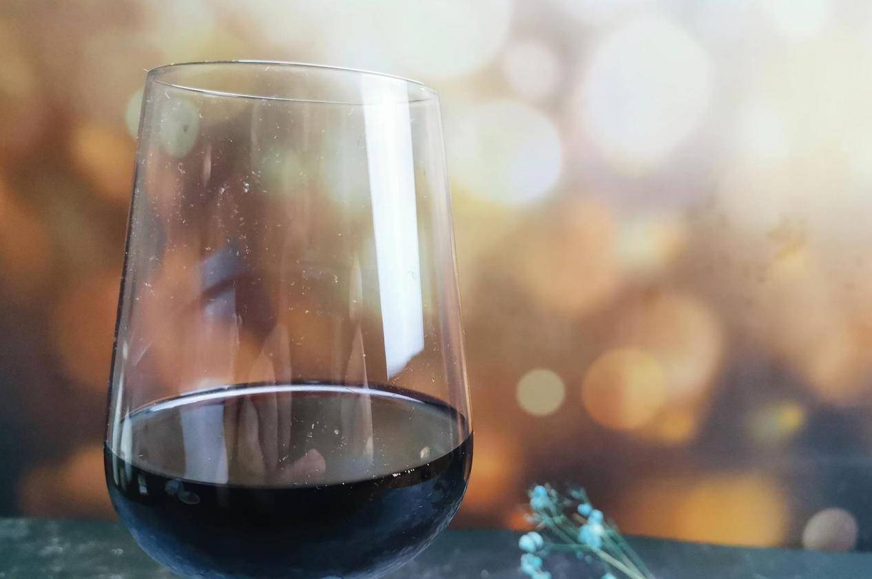 礼仪|喝红酒,不懂礼仪怎么行,牢记喝红酒“6大礼仪”,做有涵养的人