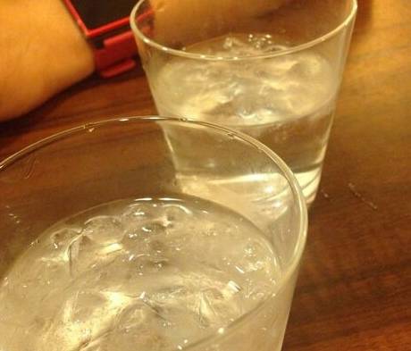 生活|“最伤身”的水，不是冰水，也不是碳酸饮料，而是“它”，别大意