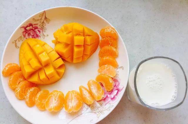 因为|“最不适合”孩子吃的5种早餐,不仅没营养,对肠胃还有伤害