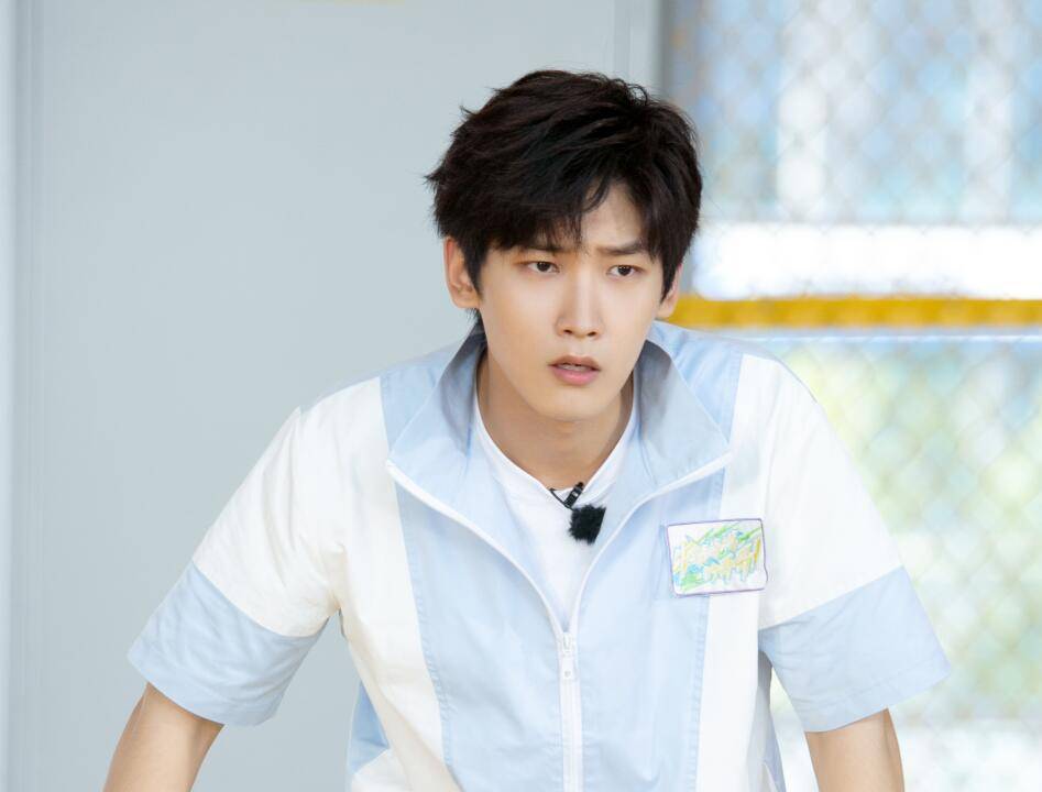 威龙|齐思钧已清醒，宋威龙却依然较真，《牛哥》的目的终究没有达到！！