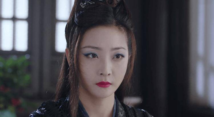 和花正隆是官配,剧情早已经埋下伏笔虽然说剧里从头到