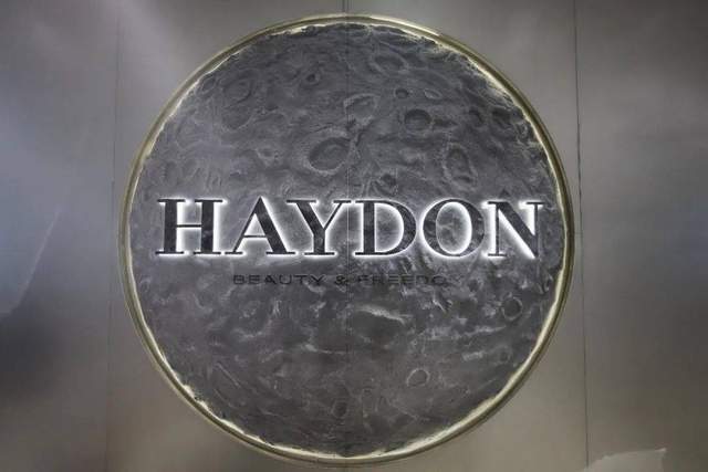 礼遇终于来了！美妆天堂「HAYDON黑洞」西安双店齐开！都市时髦精都在这了！