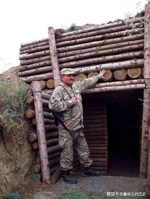 原创乌克兰马里乌波尔市的防御工事时刻防备俄罗斯