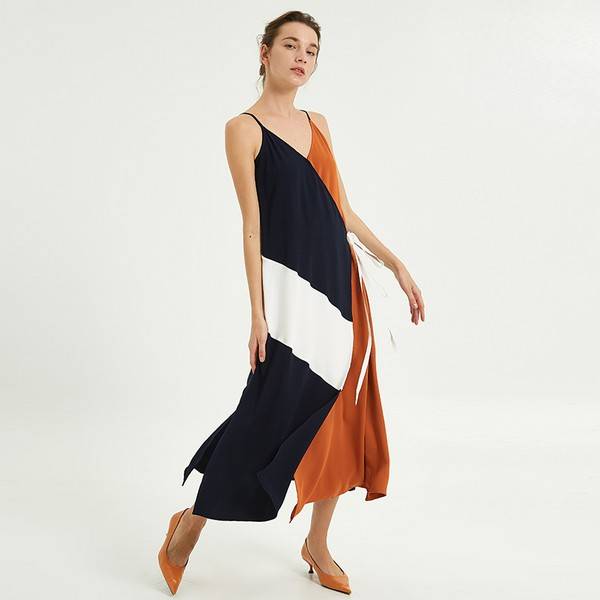 个性 围裹式裙装时髦大升级