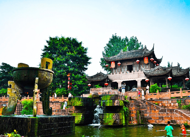 四川有个“低调”的古镇，风景优美古韵十足，被誉“中国好莱坞”