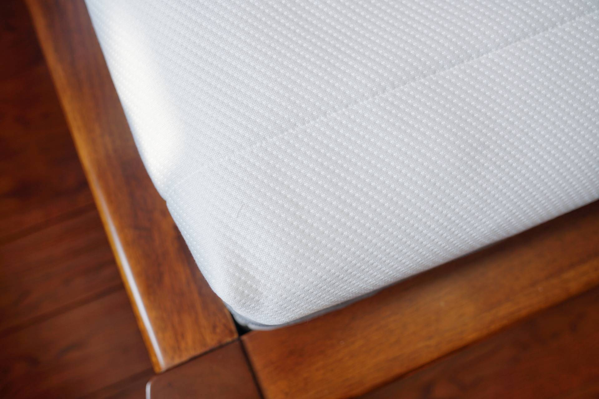 两万块就买三块聚乙烯爱维福床垫到底是黑科技还是智商税