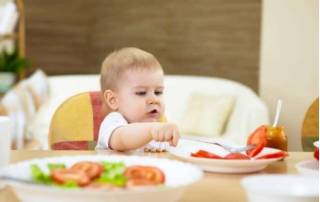 宝宝添加辅食的原则