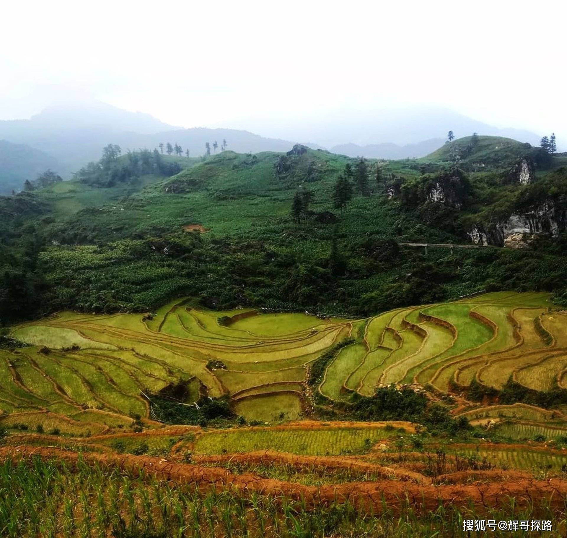 隐藏在大山中的世外桃源,中越边境小镇沙坝究竟有多美?