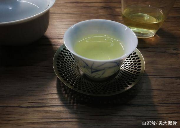 生活|肝不好的人,休息会有4种“异象”,若占一个,说明肝在“求救”