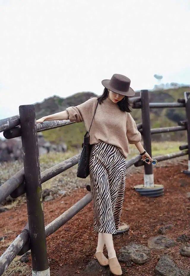 面料 三木博主把“脚踝裙”穿火了，内搭衬衫优雅时髦，比穿大衣还高级