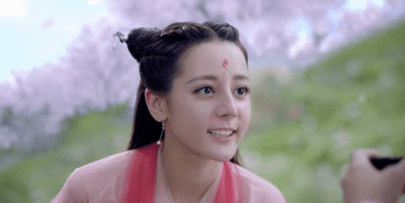 纪云禾|《与君初相识》首播：热巴美出新高度，郭晓婷抢眼，童蕾给人惊喜