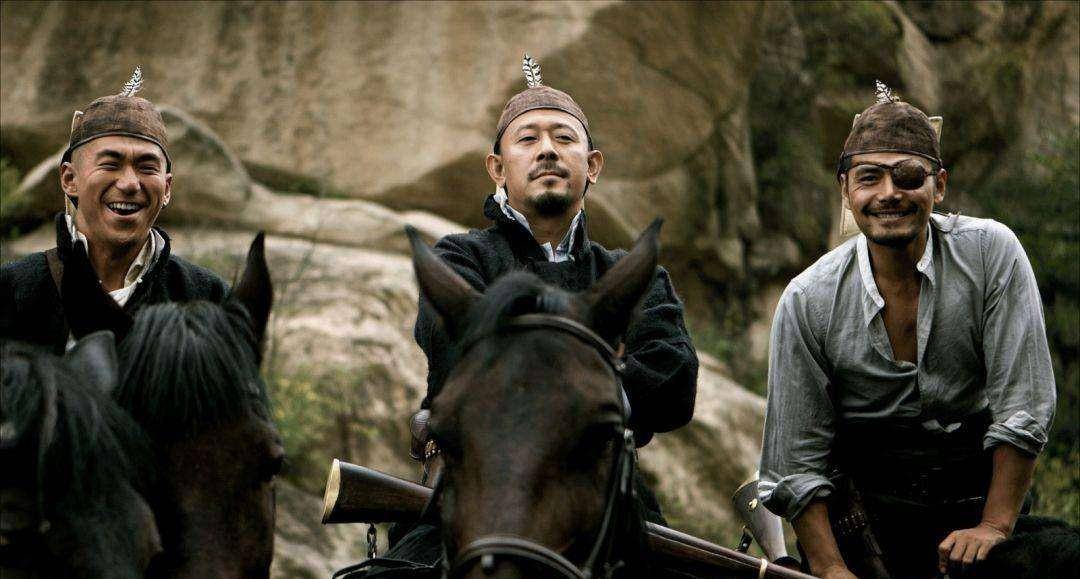 替身|易烊千玺、黄渤院线影片《现代恩仇录》即将开机，又是一部爆款？