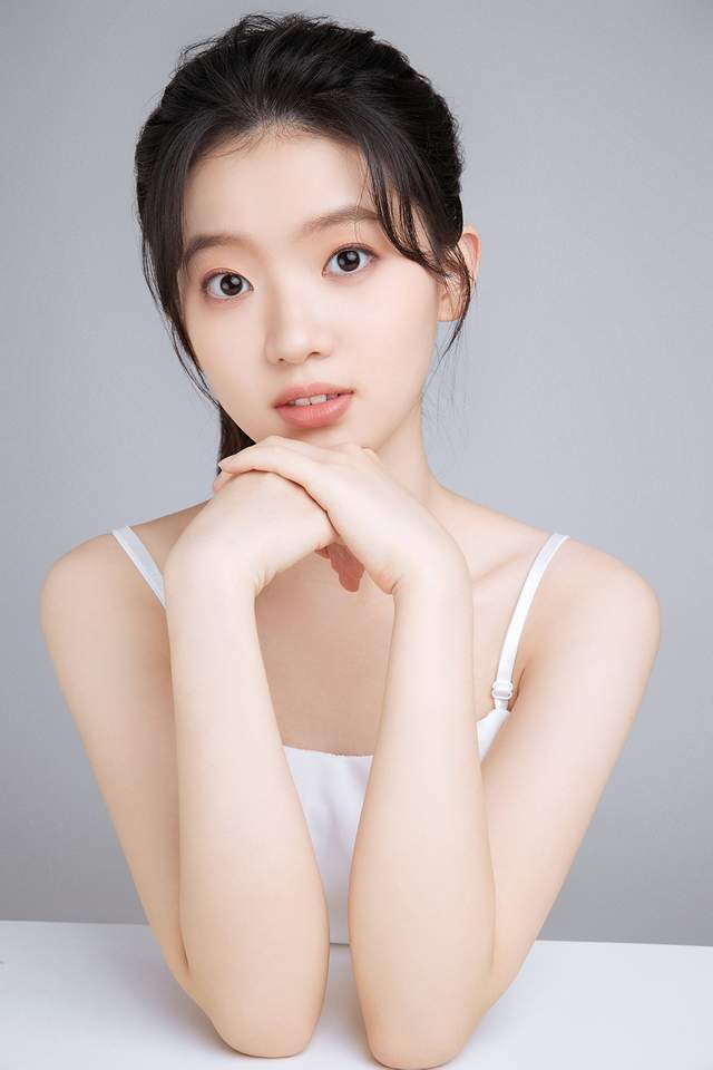 爱拼会赢心居联播新生代小花贾笑涵上进之路拼的是演技