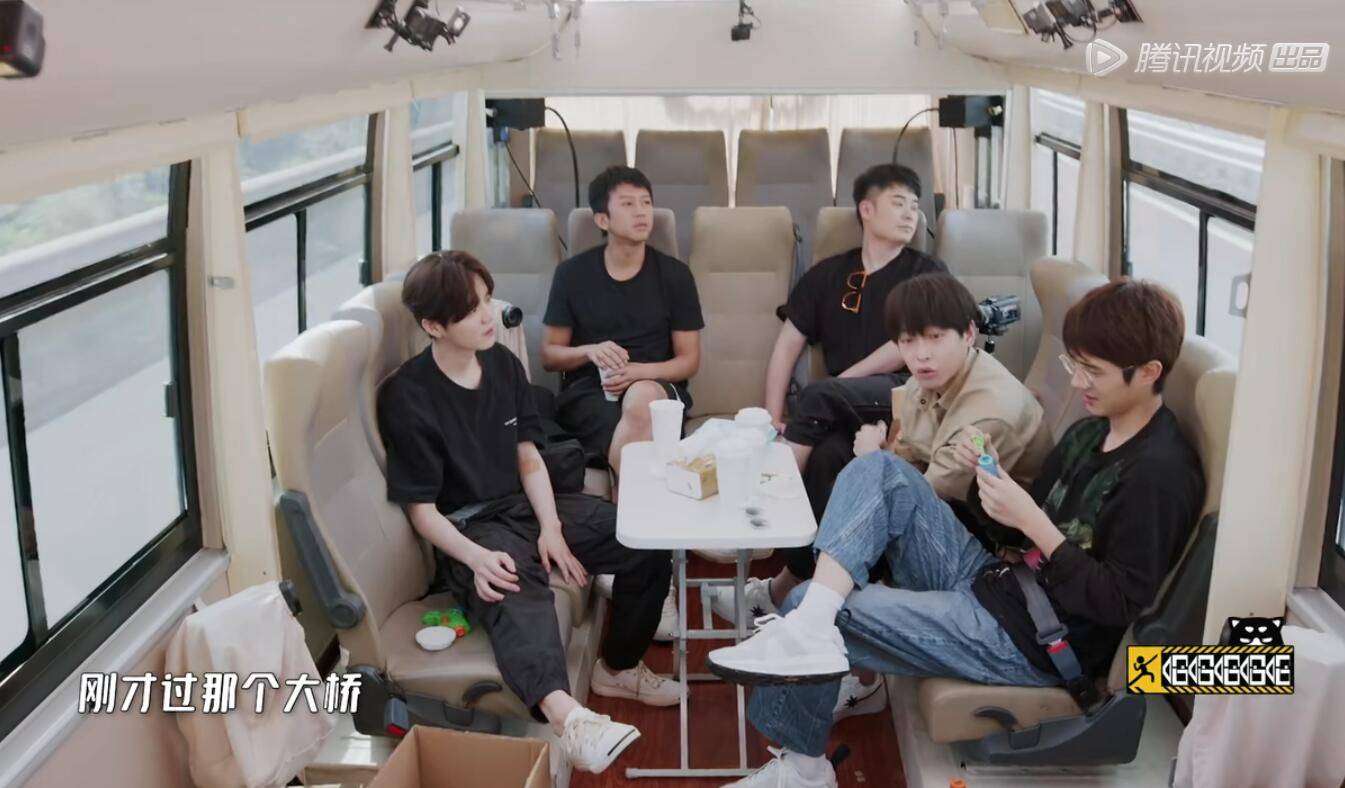 本赛季|《五哈》为啥做不到每期封神?邓超一语中的,彭昱畅找到了突破口!!