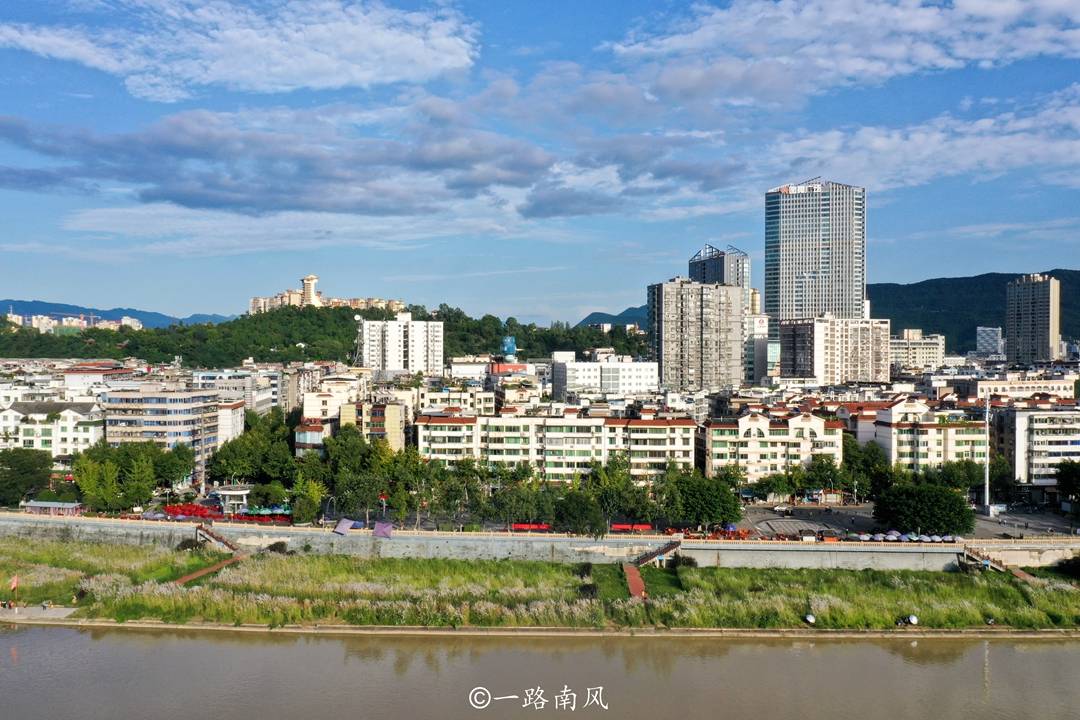 广元，四川省存在感不高的五线城市，旅游资源丰富，但游客并不多