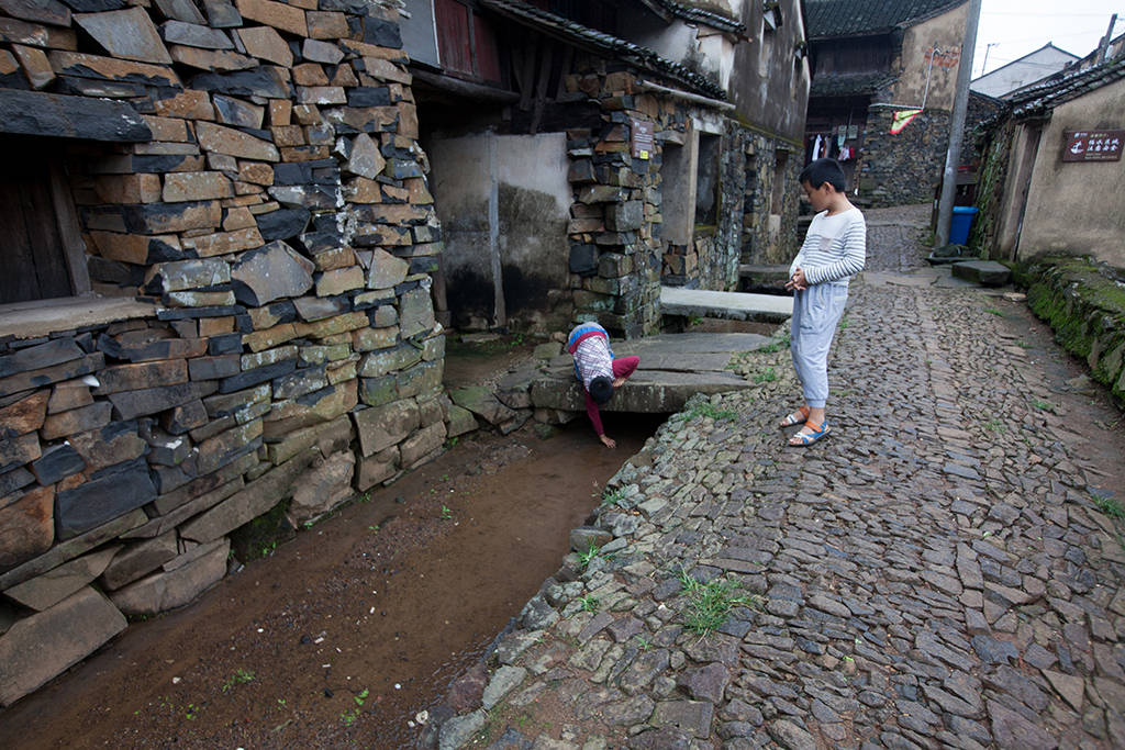 历史|浙江宁波有个石头村，风景如画民风淳朴，露营旅行选它没商量