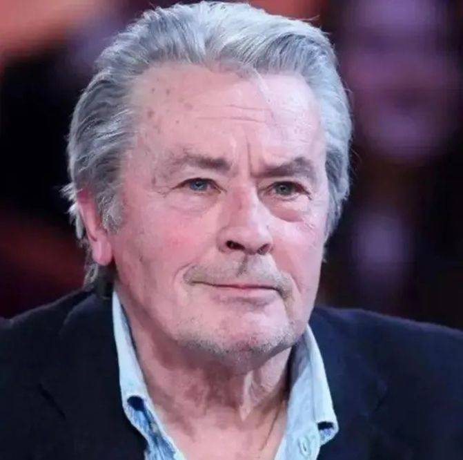 电影|阿兰·德龙还活着，但他告别世界的大幕已拉开