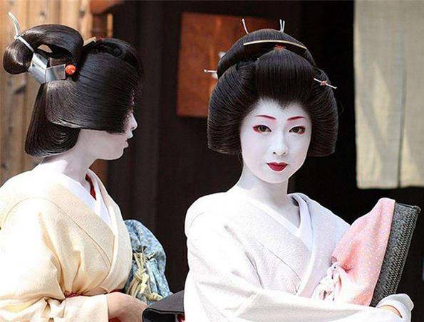 画眉引眉、粉面、染齿，源于大唐的日本化妆术，为何会和大唐不一样？