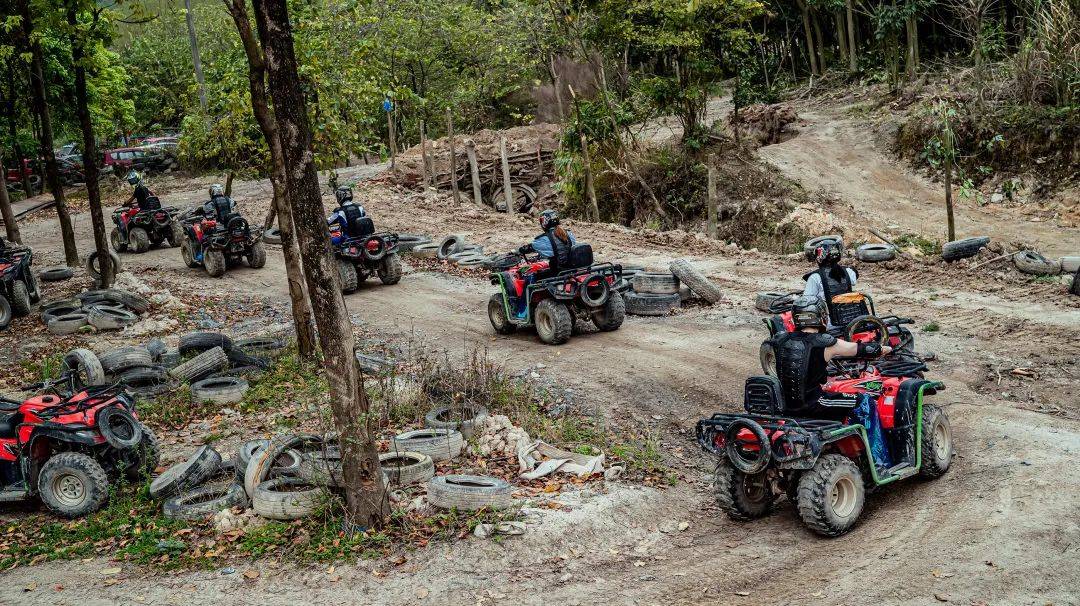 广州山地越野车飞飙丛林矿场你敢玩吗