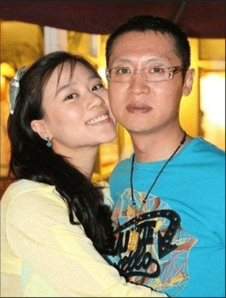 高秀敏之女李萱:8年内父母双亡,孤身一人,她的命运就此改变_李云启
