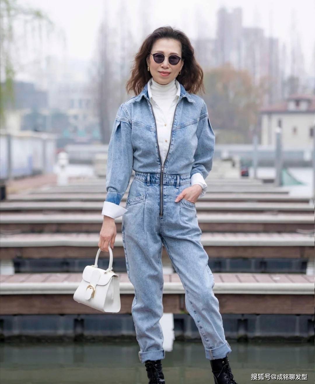 女士 会穿的女人不显老,65岁阿姨凭时尚穿搭圈粉,美得猜不出真实年龄