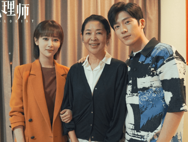 因为|《青簪行》不播出，杨紫表面看是吃亏，实则“捡了大便宜”