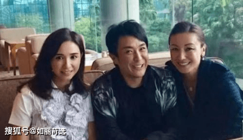 眼睛叫我阿姨？！为什么现在二三十岁的年轻人，外貌上的年龄特征没那么明显了？