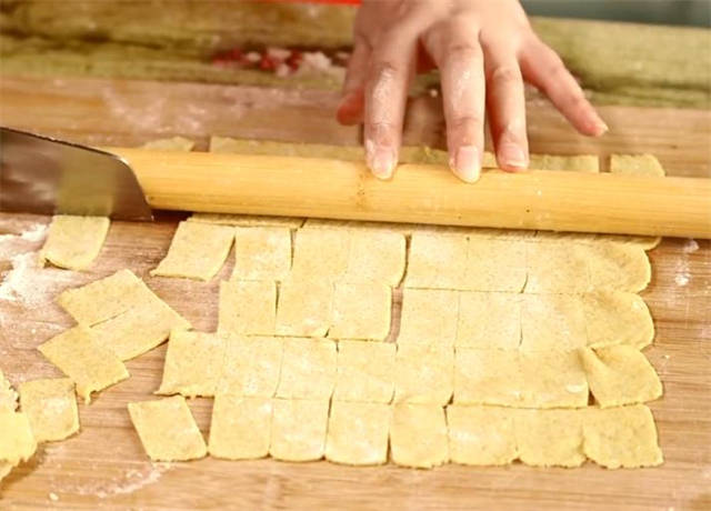 做法|想吃锅巴不用去超市买，在家照样做的很好吃，配方和做法都在这里