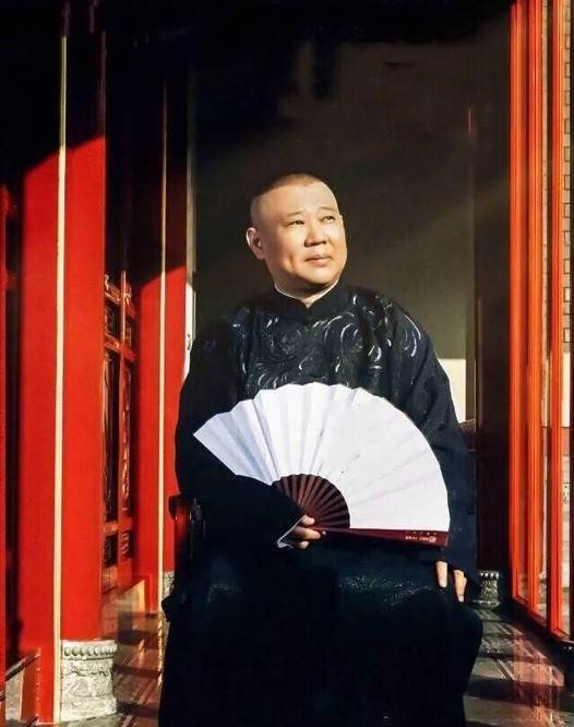 何云伟|三进三出德云社,栽赃搭档是内奸,赵云侠为何还能被郭德纲接纳??