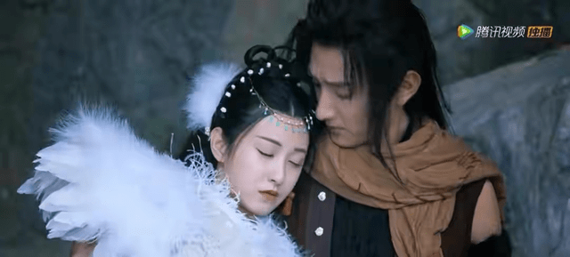 朱圣祎|《冰火凤》一周突破3100万,口碑爆棚,特效堪称网大“标杆”