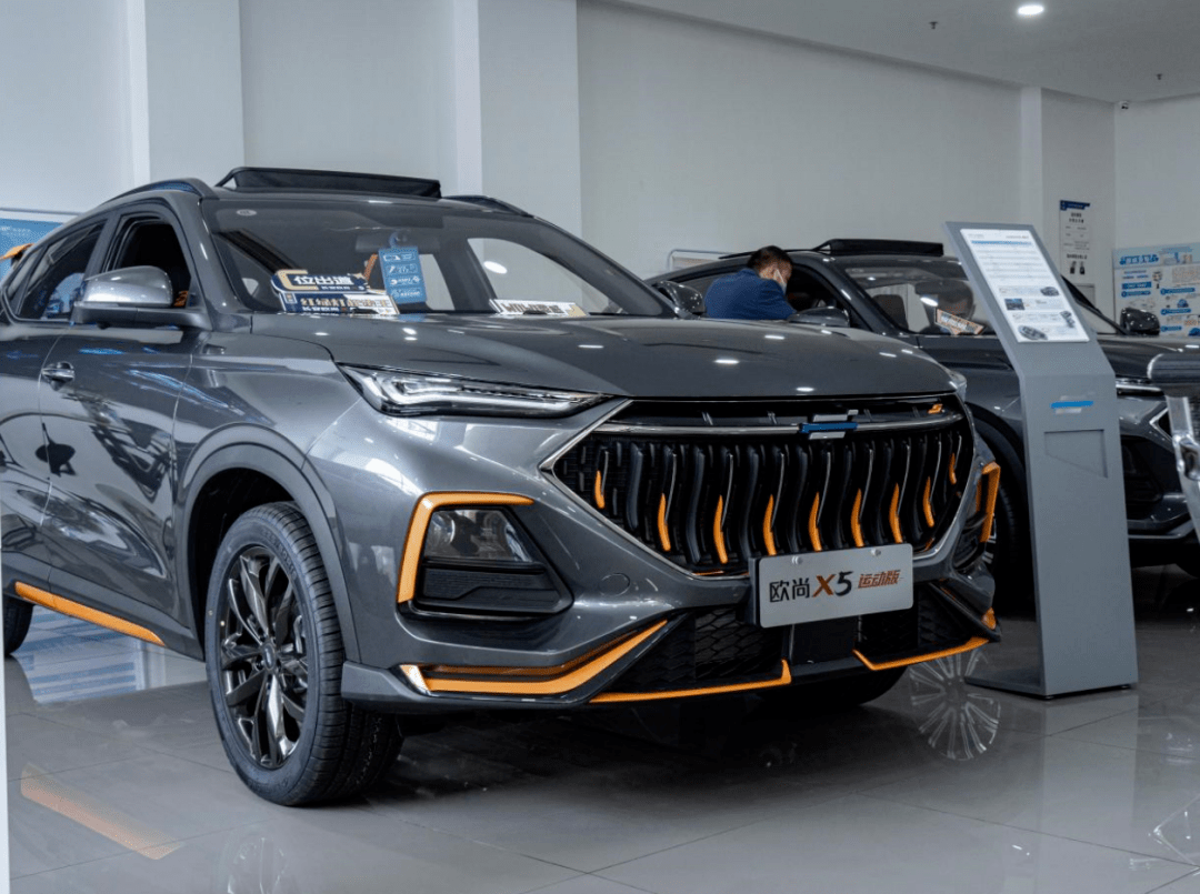 年轻人|为何欧尚X5运动版深受年轻人喜爱？除了硬实力，还有情怀？