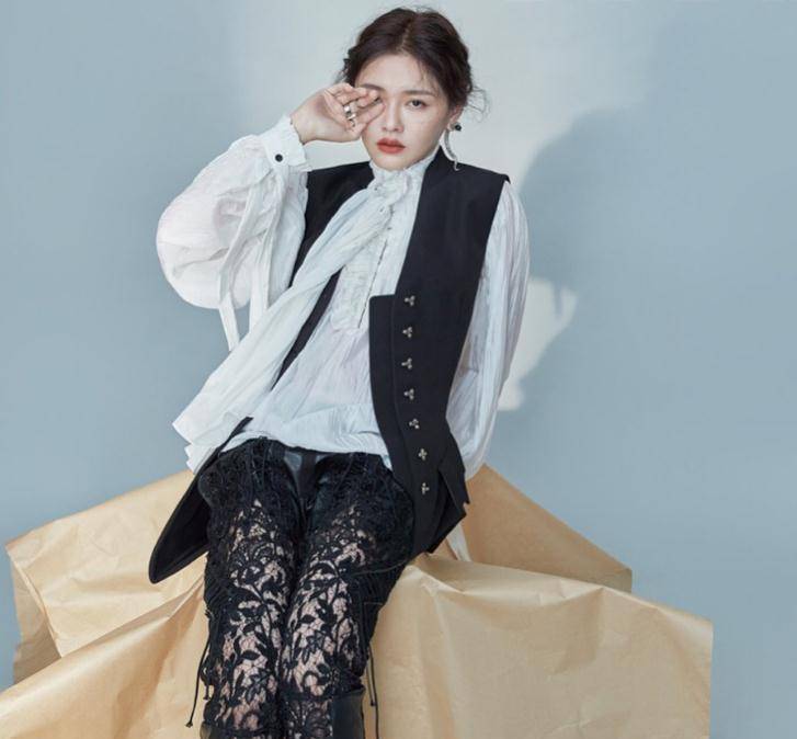 俊晔|大S新婚之后来秀恩爱啦!和具俊晔深夜品酒,像个被爱的小女人