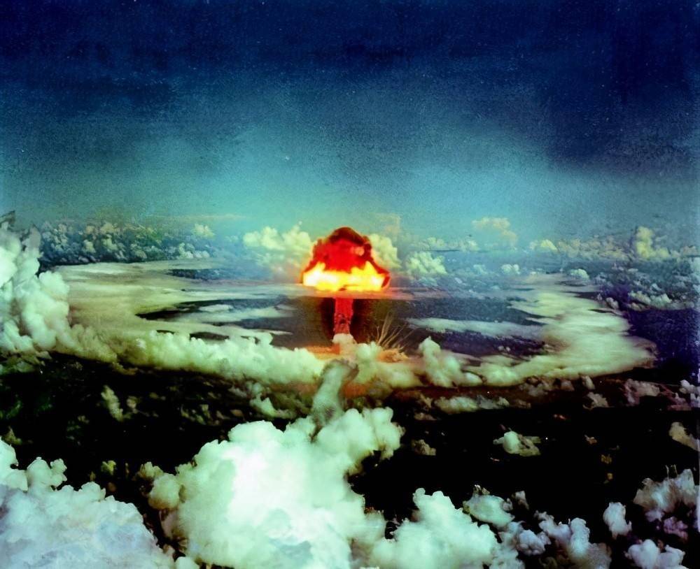 原子弹爆炸 现场图片