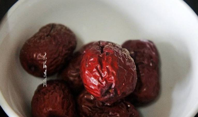 人体|三月，早餐常喝这粥，脾胃舒服气色好，腰围也渐渐小了