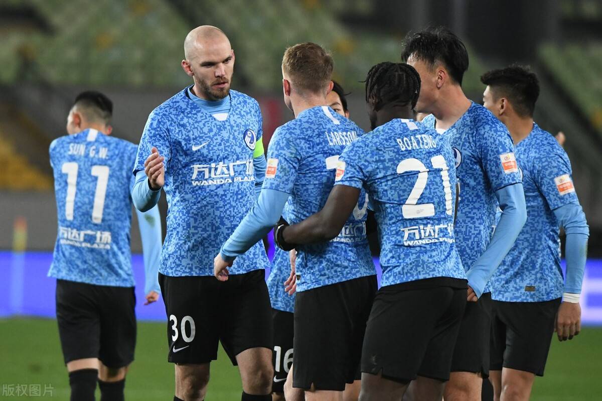 原创正式确定大连人队迎来好消息谢晖收到上任后的第一份大礼