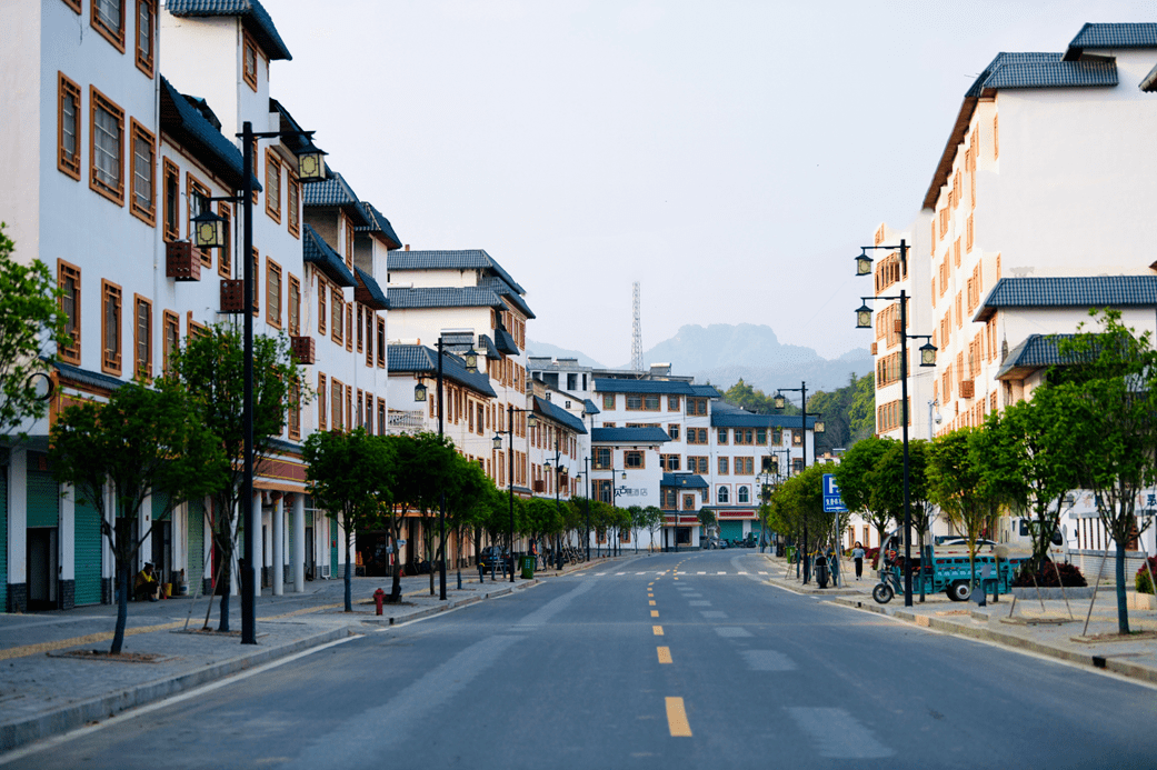 龙源坝 美如画——全南县龙源坝镇建设示范乡镇提升功能品质