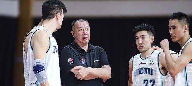 cba最新消息:郭士强罕见现场发飙,吴庆龙赛后险些透露黑幕_比赛