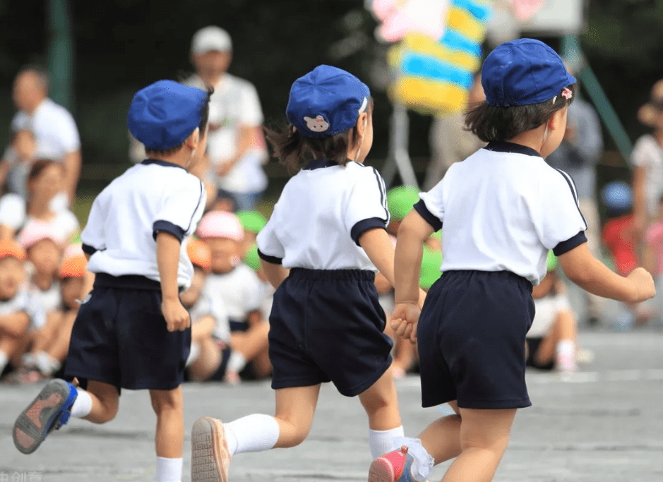 家长|“停办私立幼儿园”呼声高涨，相关部门给出回应，家长松了一口气