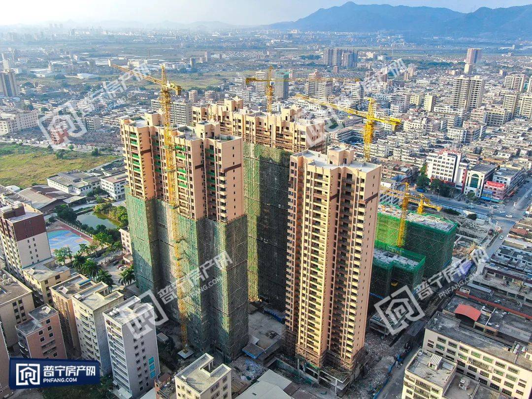 翔栩新城中心一期(新安片区旧区改造)项目建设内容及规模:占地面积