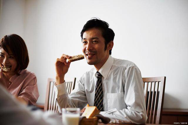 内脏|45岁后,进入“疾病爆发期”,哪些食物要撤离饭桌?