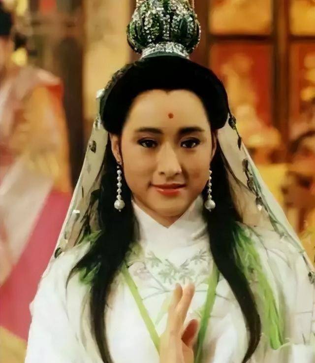 12版观音比较,有人最经典,有人成笑话,还有人拼性感